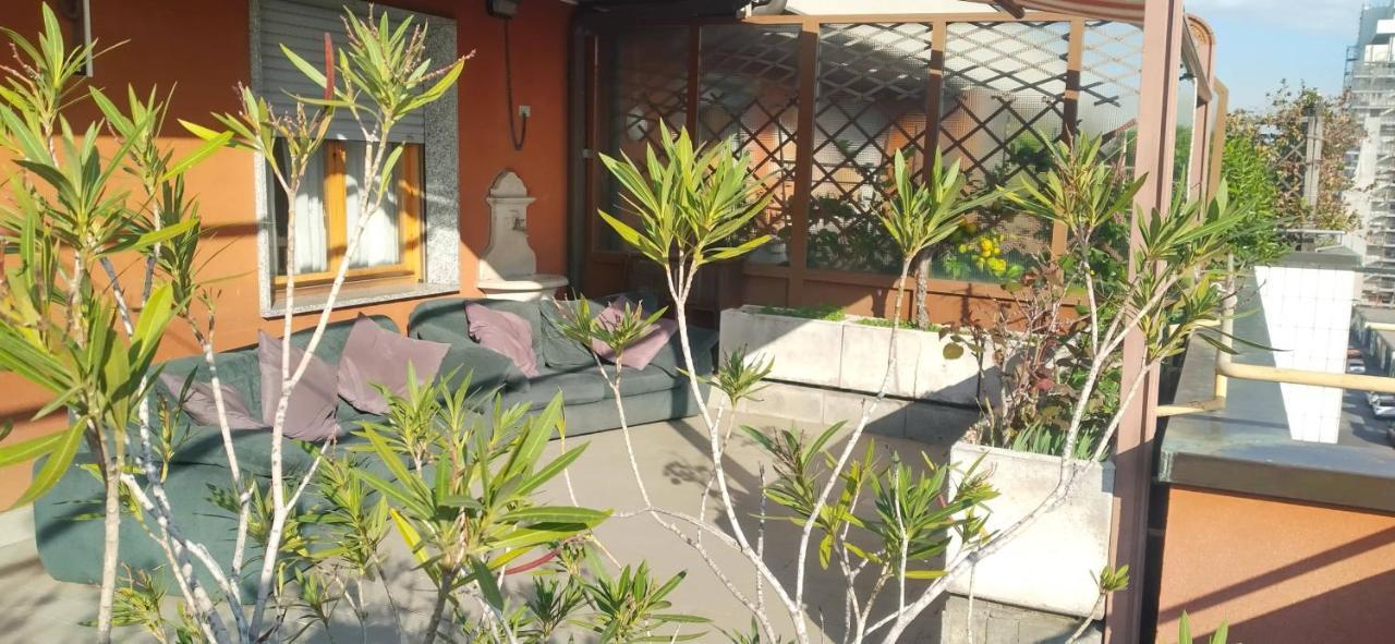 Meraviglioso Super Attico Con Terrazza ミラノ エクステリア 写真
